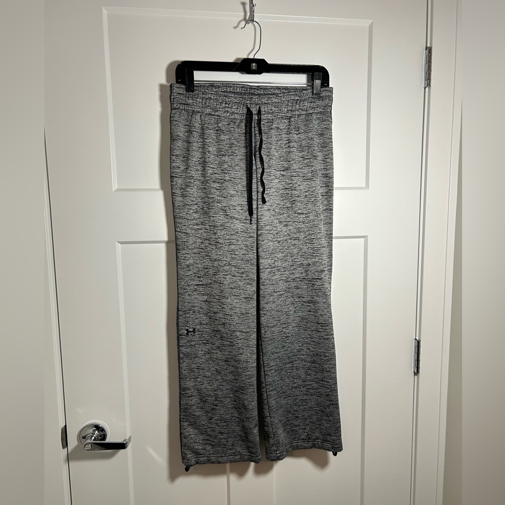 Women’s medium Under Armour sweatpants, thermal coldgear